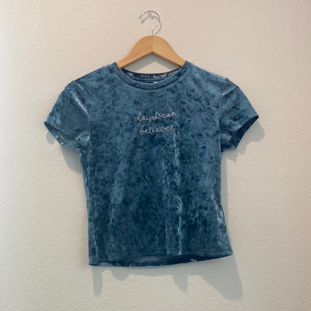 Velvet crop top “daydream believer”